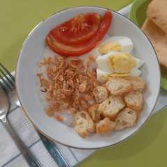 A picture of Bubur Daging Sapi 15 menit.
