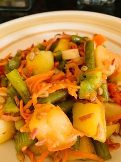 Una foto de Ensalada rápida de aprovechamiento