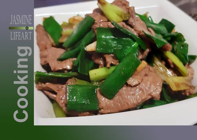 Stir-fried Beef with Spring Onion Recipe by Jasmine LifeArt - Cookpad