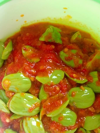 Easy Steps to Prepare Sambal Pete the So Delicious So Delicious