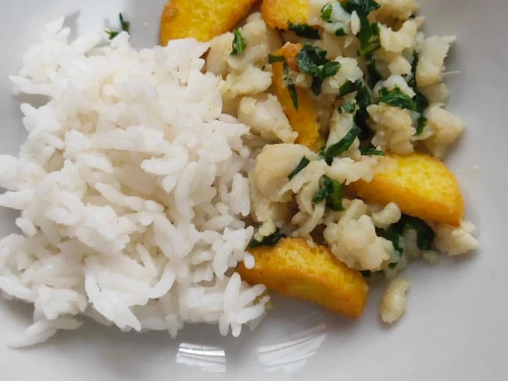 Langkah Gampang Membuat Resep Day. 220 Tumis Dori, Kangkung, Tofu Saos Tiram (13 month+) yang Enak Banget Anti Ribet, Bikin Ngiler