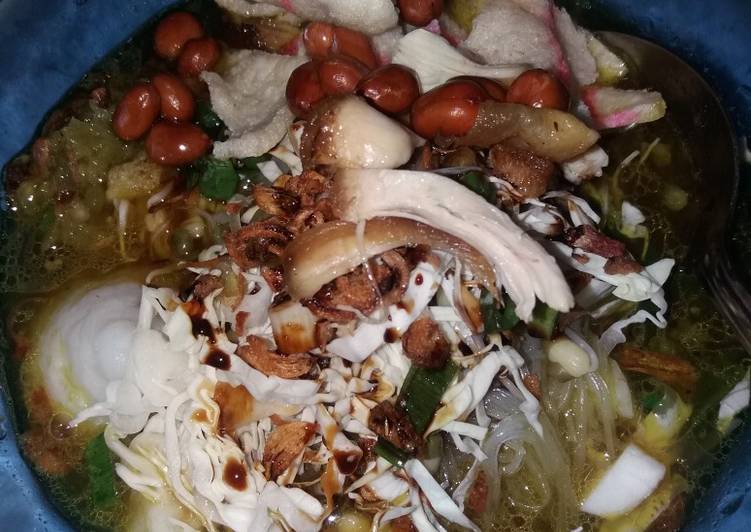Soto bening bumbu kacang