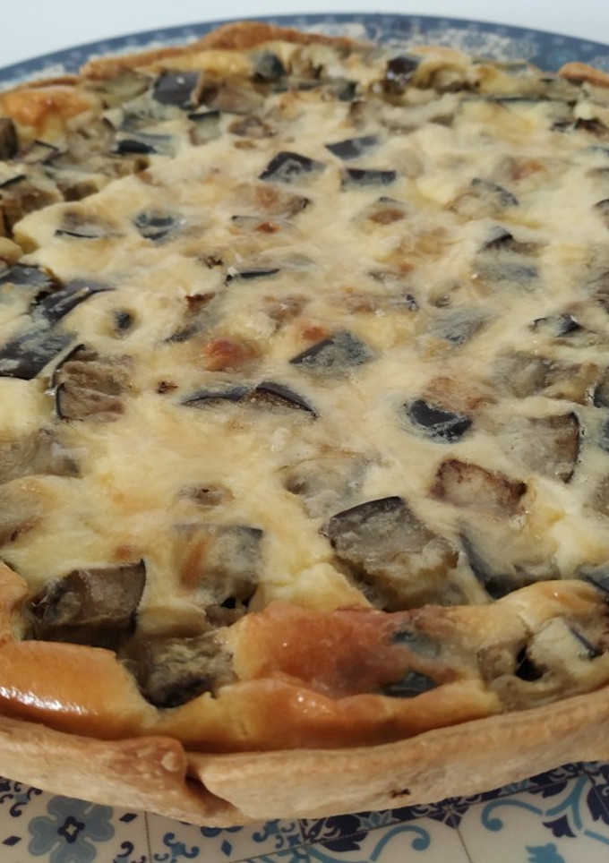 Una foto de Quiche de berenjenas