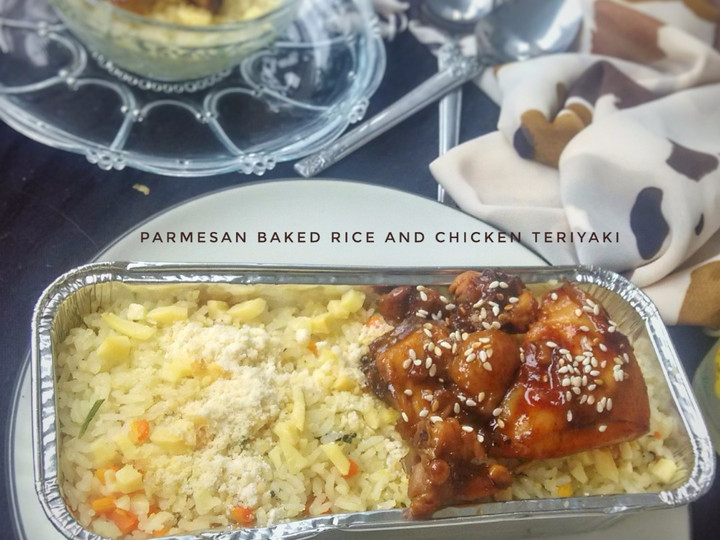 Langkah Mudah untuk Menyiapkan Parmesan Baked Rice and Chicken Teriyaki, Lezat