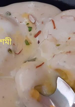 কেশর মালাই শাহী কুলফি (kesar malai sahi kulfi recipe in Bengali) রেসিপির প্রধান ছবি