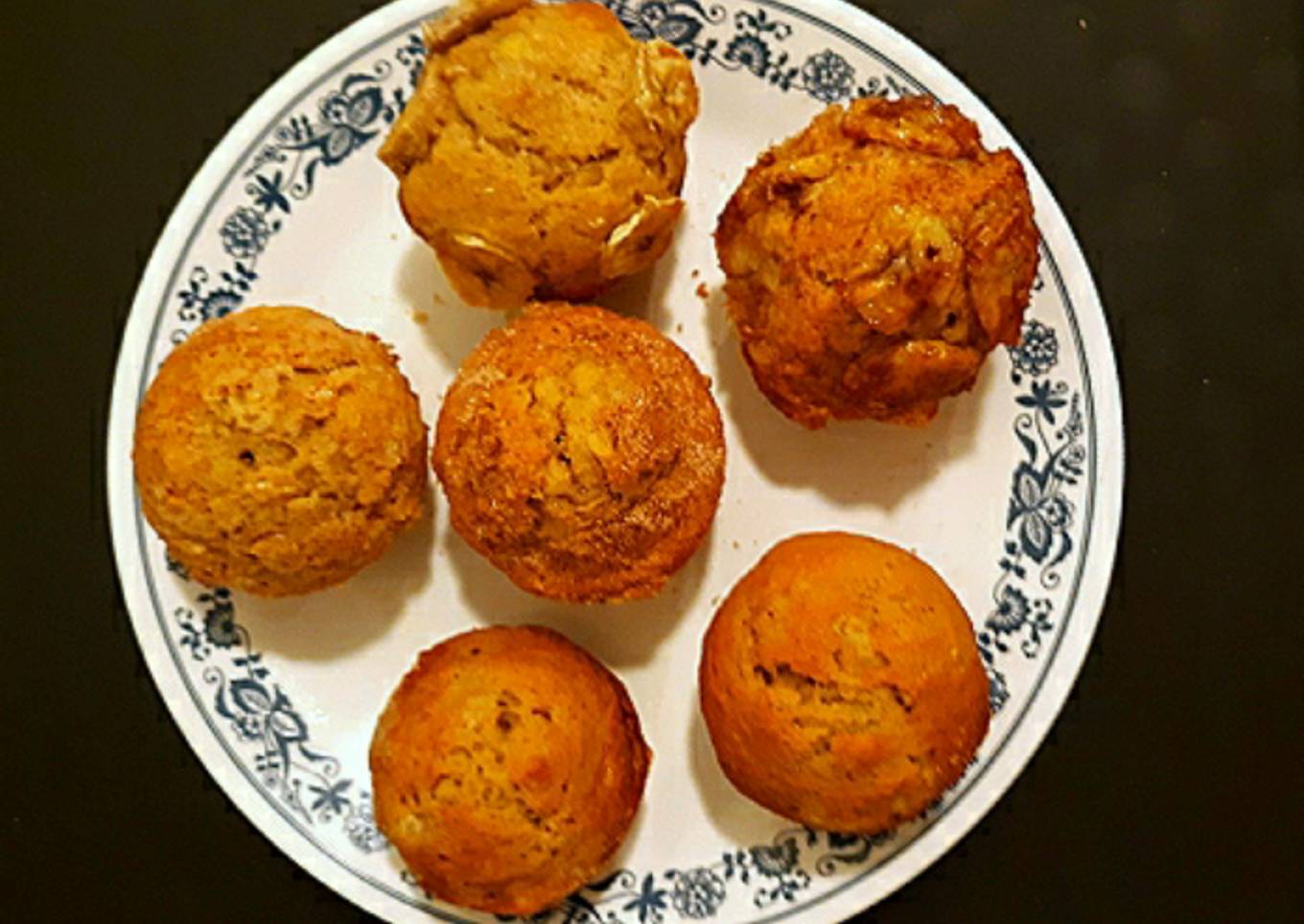 Banana bread muffins