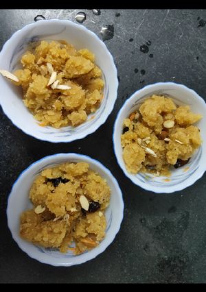 A picture of Makhandi halwa.