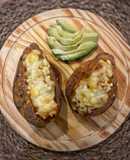 Camotes rellenos de picadillo en microondas