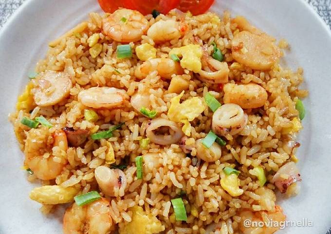 Resep Nasi goreng seafood ala resto Anti Gagal