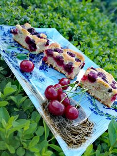 Joghurtos meggyes recept fotója