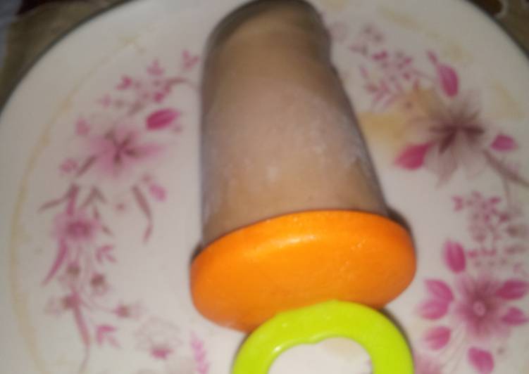 Coffee ice cream (kulfi)