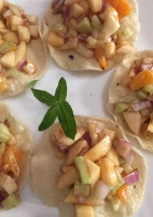 A picture of Orangelicious fruit salad.