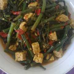 A picture of Tumis kangkung pedas.