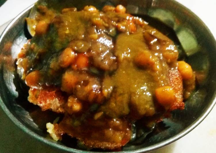 Aloo tikki chat