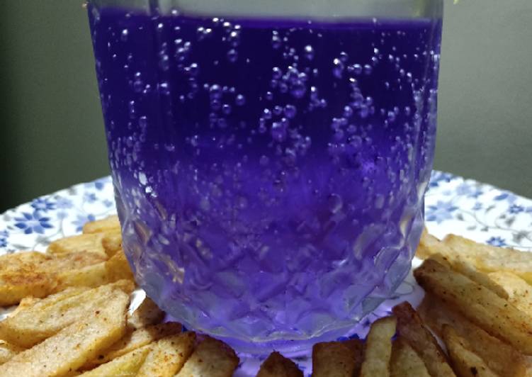 Step-by-Step Guide to Prepare Speedy Masala Crispy French Fries with Blue heaven Drink