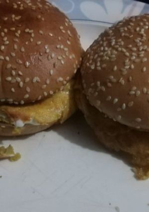 A picture of Anda shami burger.