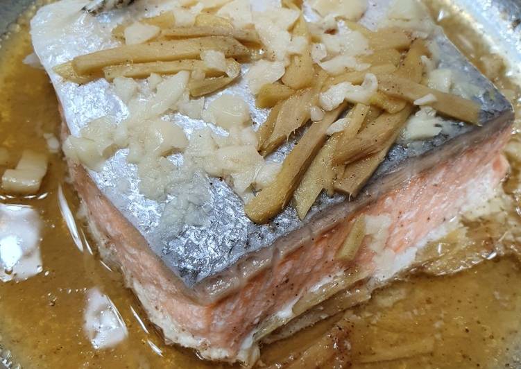 Step-by-Step Guide to Make Homemade Steamed Salmon