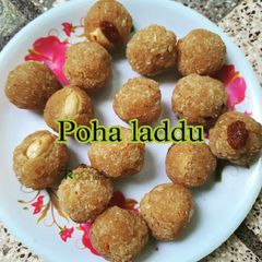 Poha jaggery laddu| Aval coconut laddu (10 mins) recipe A picture of Poha jaggery laddu| Aval coconut laddu (10 mins) recipe.