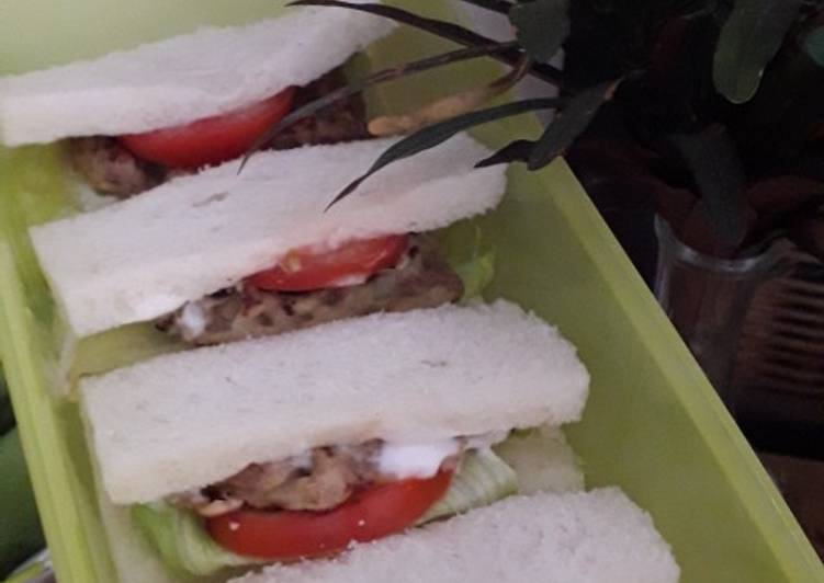 Cara Gampang Menyiapkan Sandwich spesial, Enak Banget