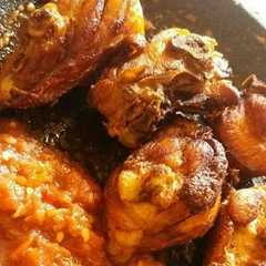 A picture of Ayam Goreng Sederhana.