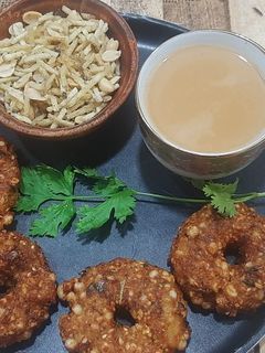 સાબુદાણા ના વડા (Sabudana Vada Recipe In Gujarati) રેસીપી મુખ્ય ફોટો