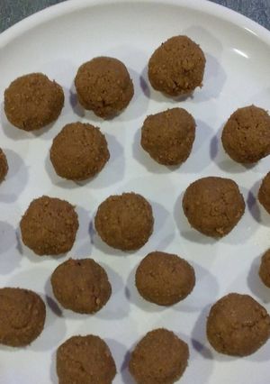 নলেন গুড়ের কাঁচাগোল্লা (nalen gurer kacha golla recipe in Bengali) রেসিপির প্রধান ছবি
