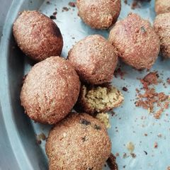 A picture of Bolder (flour vada).