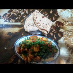 A picture of Phool gobhi or Aloo.