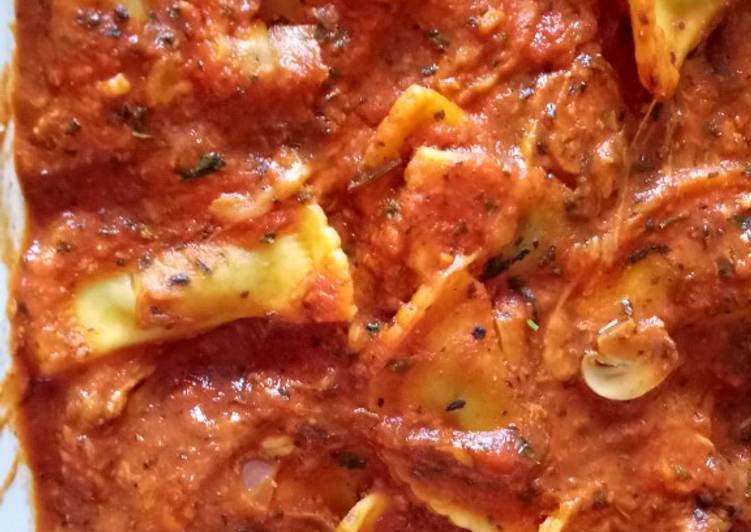 Steps to Make Any-night-of-the-week Ravioli with tomato and basil sauce