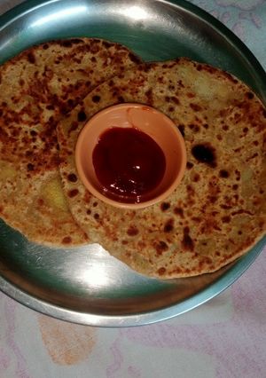 A picture of Aloo ka Paratha.