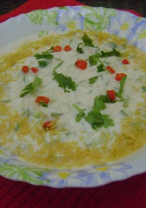 A picture of Cucumber Raita.