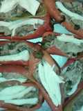 Chiles güeros rellenos de bistec y queso