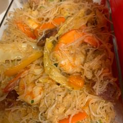 A picture of Pancit Bihon (Sautéed Filipino Rice Noodles).