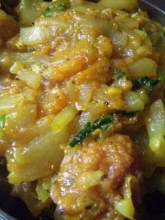 লাউ ঘন্ট রেসিপির প্রধান ছবি