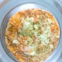 A picture of Veg cheese pizza....