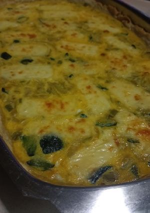 Una foto de Tarta sofflé de zapallitos verdes