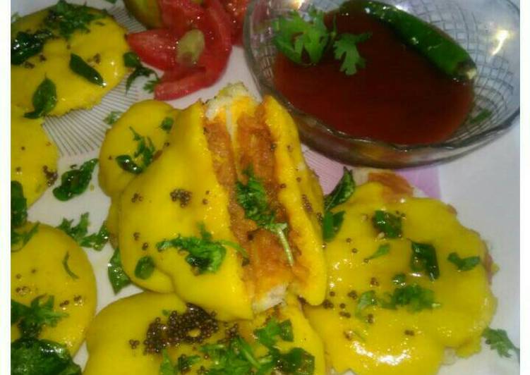 Dhokla sandwich