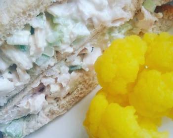 Easy Recipe The BESt Chicken Salad Sandwich Savory Delicious