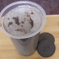 Oreo milkshake A picture of Oreo milkshake.