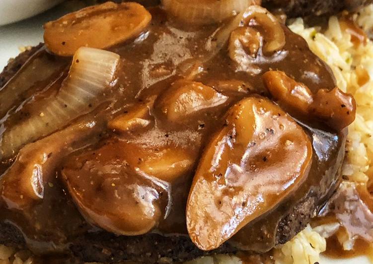 Steps to Prepare Speedy Air Fryer Salisbury Steak with Mushroom and Onion Gravy