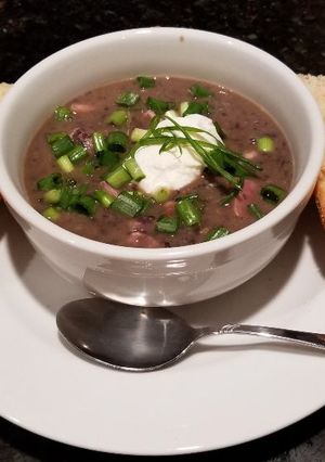 A picture of Black Bean (w/ Ham) Soup.