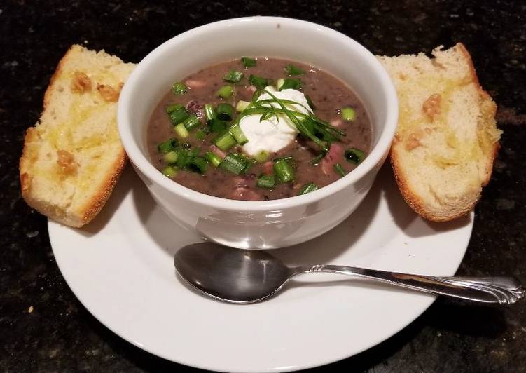 Step-by-Step Guide to Make Speedy Black Bean (w/ Ham) Soup