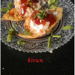 A picture of Papdi Chaat.