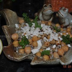 A picture of Chickpea and wheat   Salad.