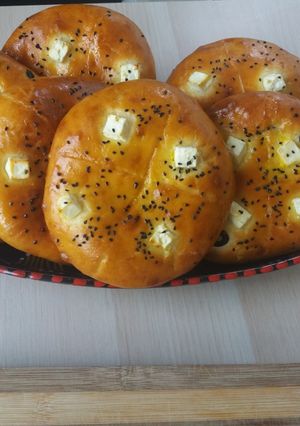 صورة لوصفة خبز الزيتون والجبن تاع اليوم