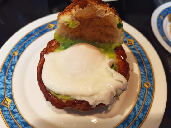 Pasos sencillos para Hacer Volovanes rellenos de bechamel de espinacas y huevo escalfado  que Muy delicioso