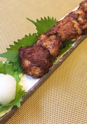 A picture of ”Shoyu Karaage ” the Japanese Fried Chicken Soysauce flavor.