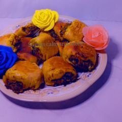 A picture of Fish rolls.