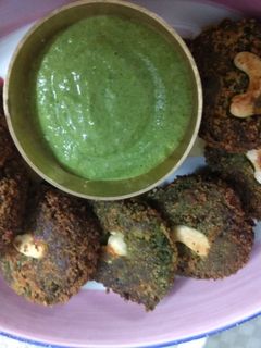 હરાભરા કબાબ (Hara bhara kebab Recipe in Gujarati) રેસીપી મુખ્ય ફોટો