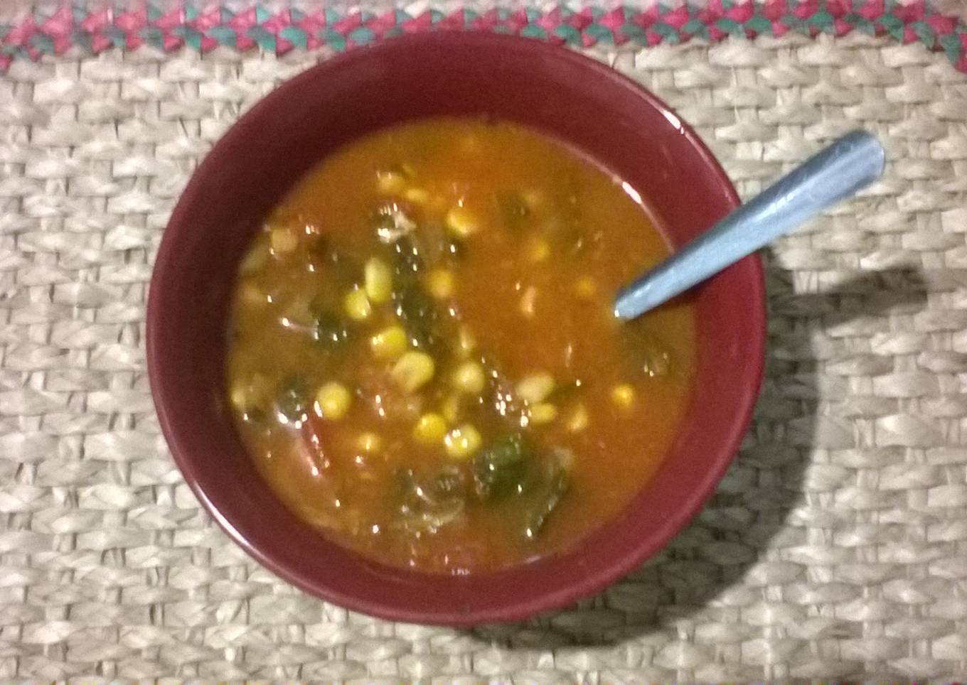 Sopa horneada de acelga con tomate y granos de elote(MáquinaPan)